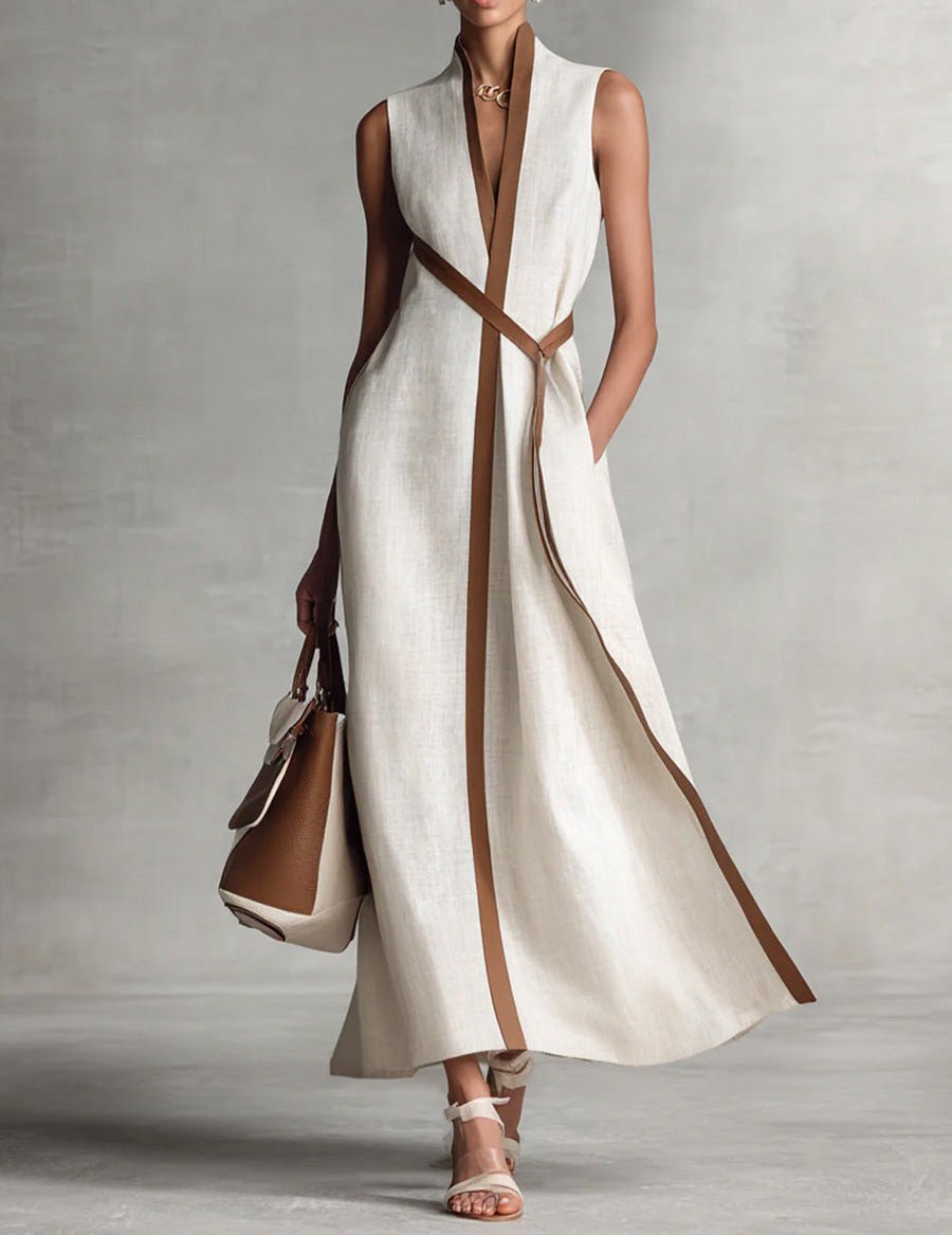 Vestido largo sin mangas beige con escote en V y ribete marrón estilo cinturón cruzado