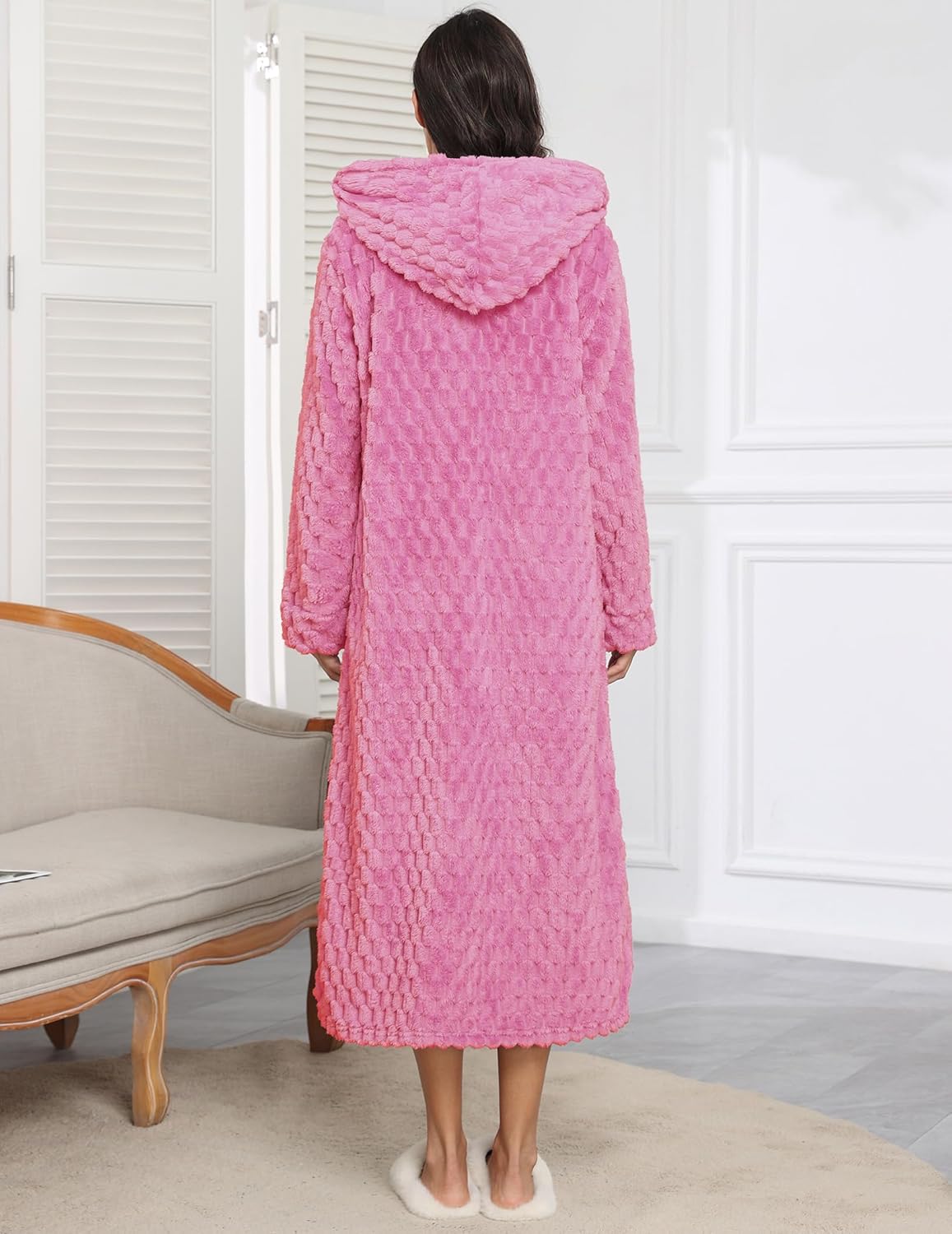 Back view: hooded plush fleece robe, zip-front, pink textured long bathrobe