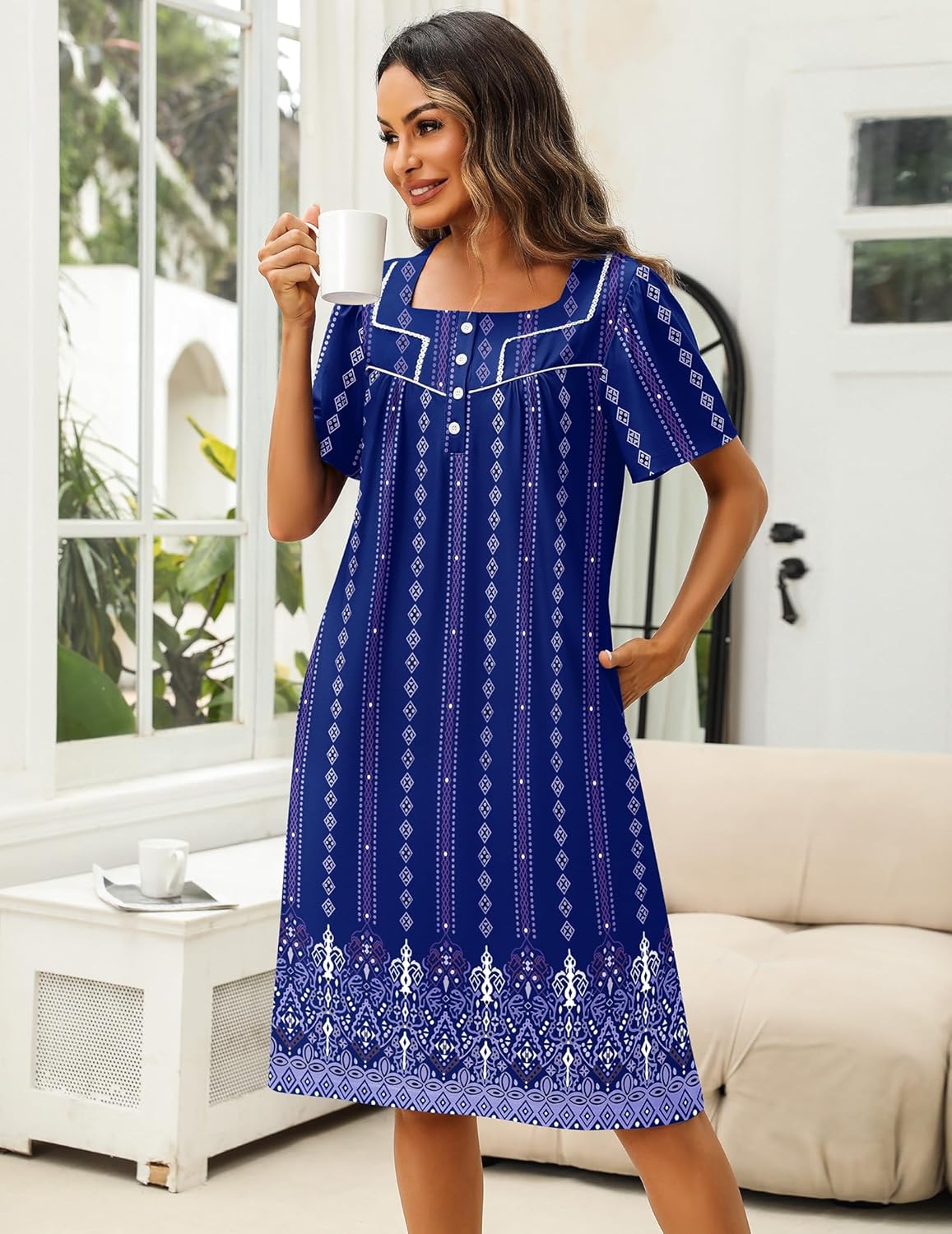 House Dress: navyblaues Ziermuster mit Knopfleiste, kurze Ärmel, knielang