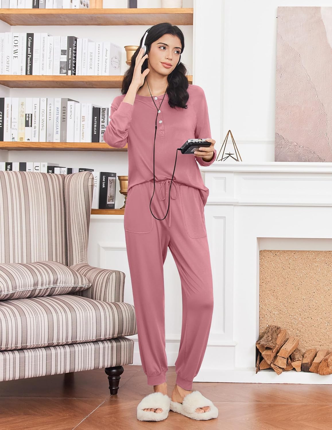 Set pijama jogger rosa palo: blusa con botones y pantalón jogger con cordón
