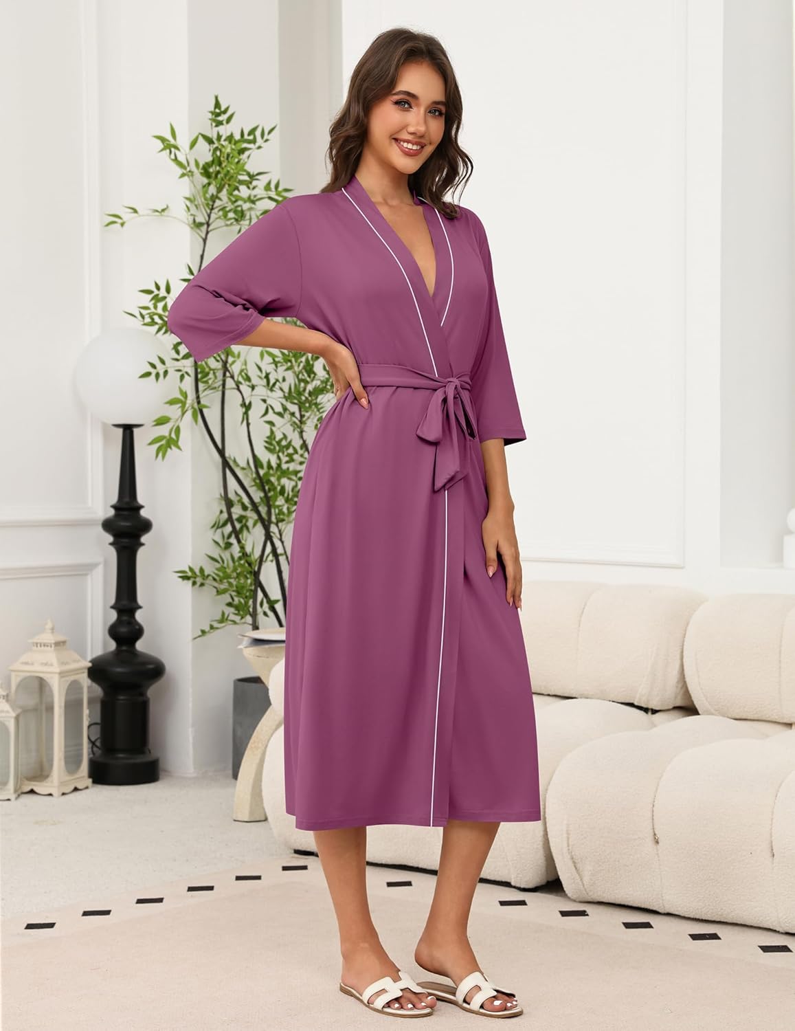 Leichter Kimono-Bademantel mit V-Ausschnitt, 3/4-Ärmeln, Weinviolett