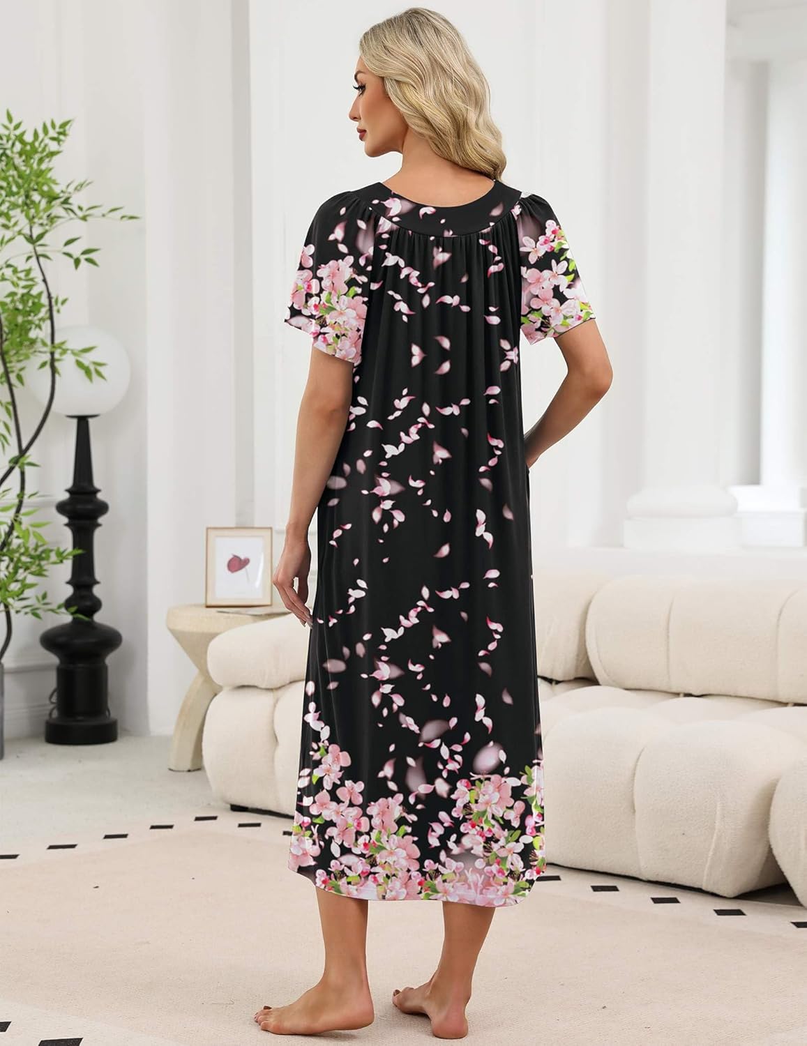 Schwarzes Long Nightgown mit kurzen Ärmeln und Pink-Blumenprint, Rückansicht