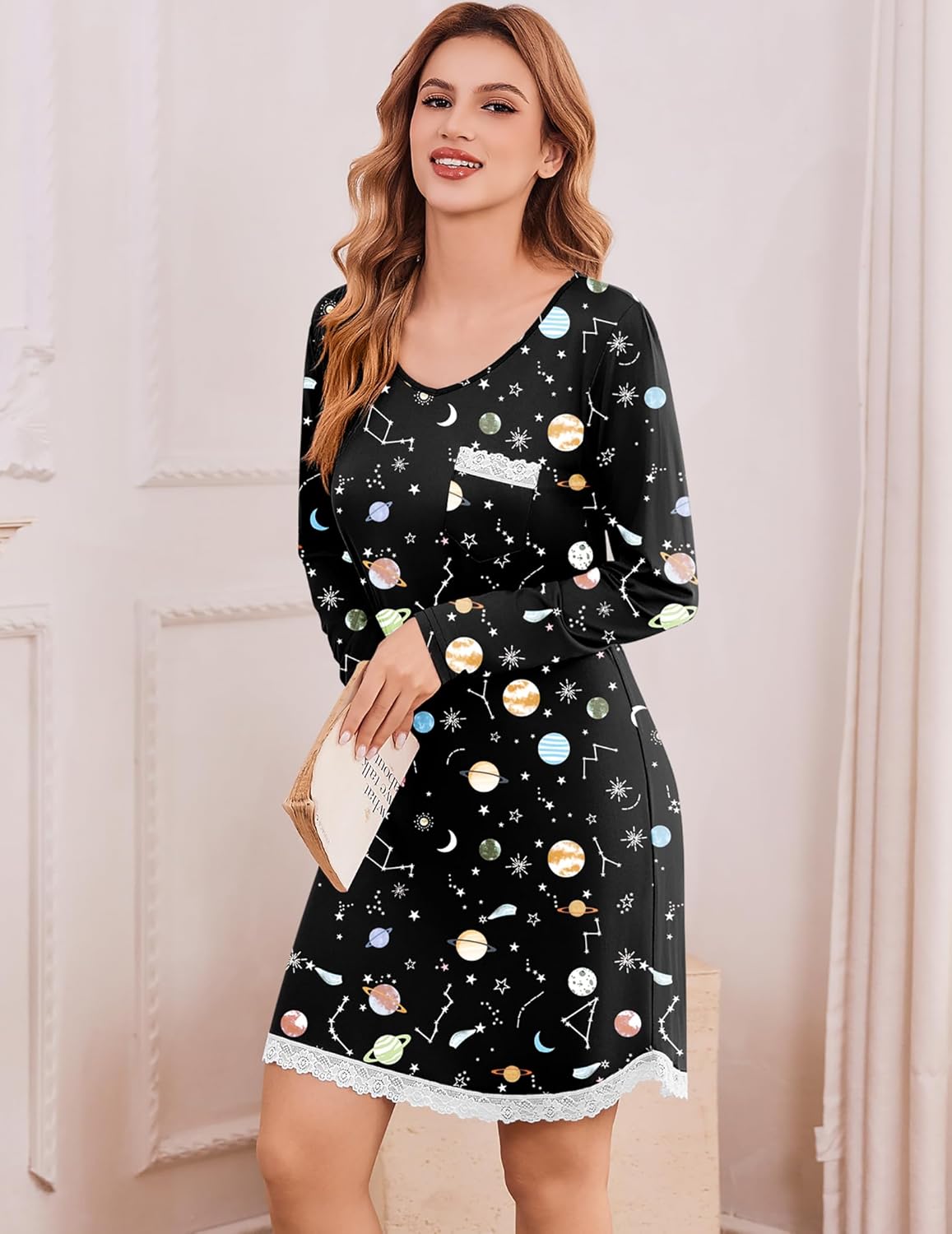 Star print long sleeve V-neck lace sleep dress in dark fabric with white lace hem