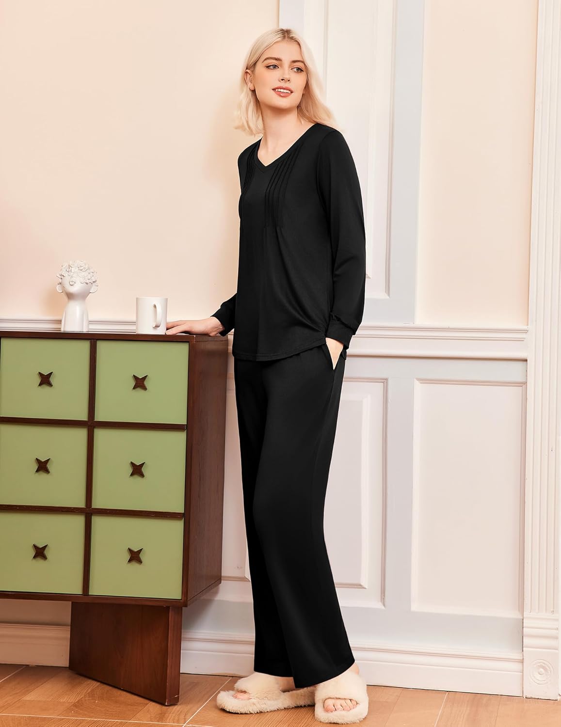 Black long-sleeve V-neck pleated sleep set with ankle-length straight pants