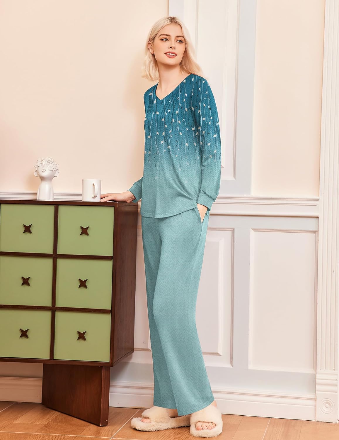 Teal long-sleeve V-neck pleated sleep set with ankle-length pants
