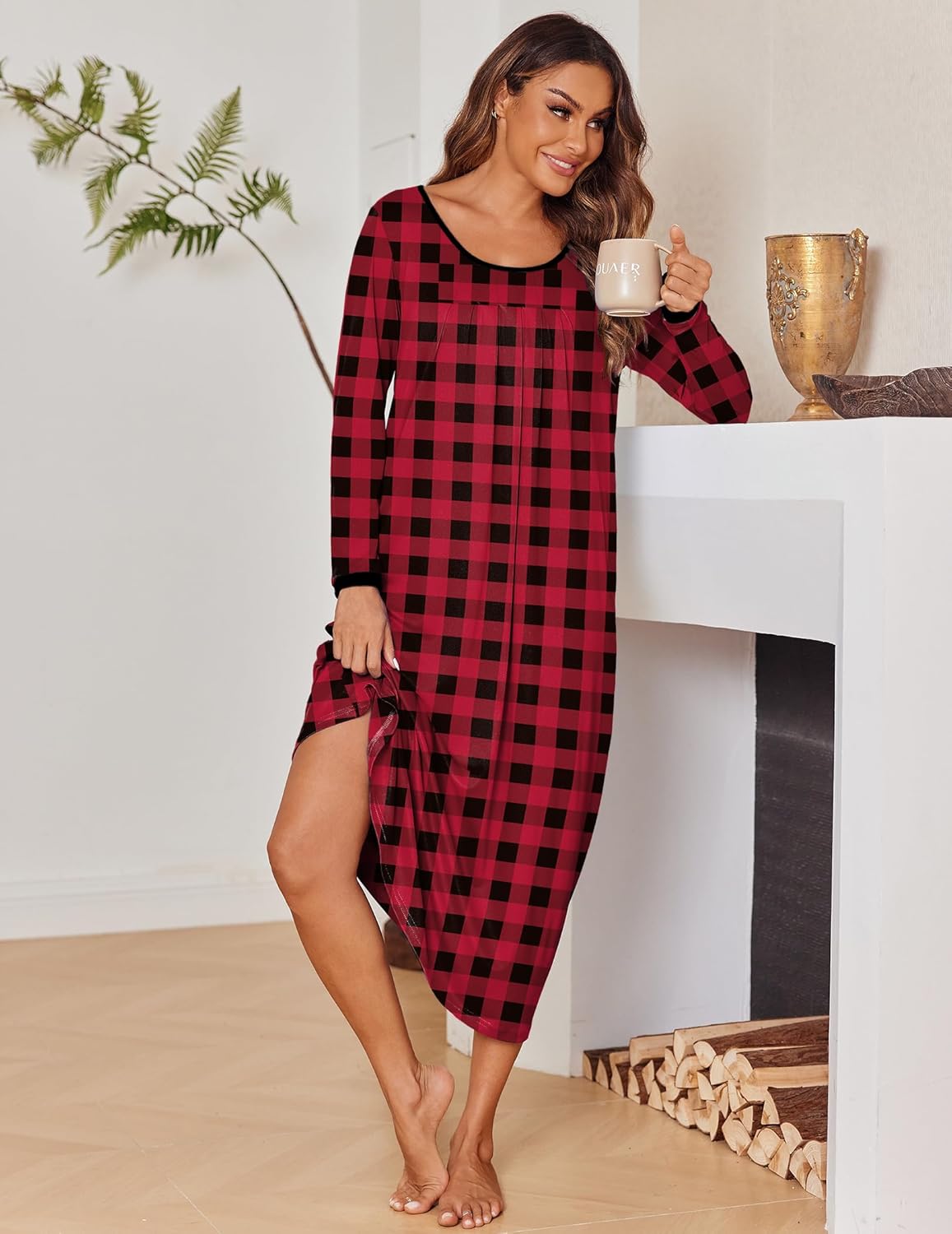 Red-black plaid long-sleeve nightgown dress, relaxed cut with side slit