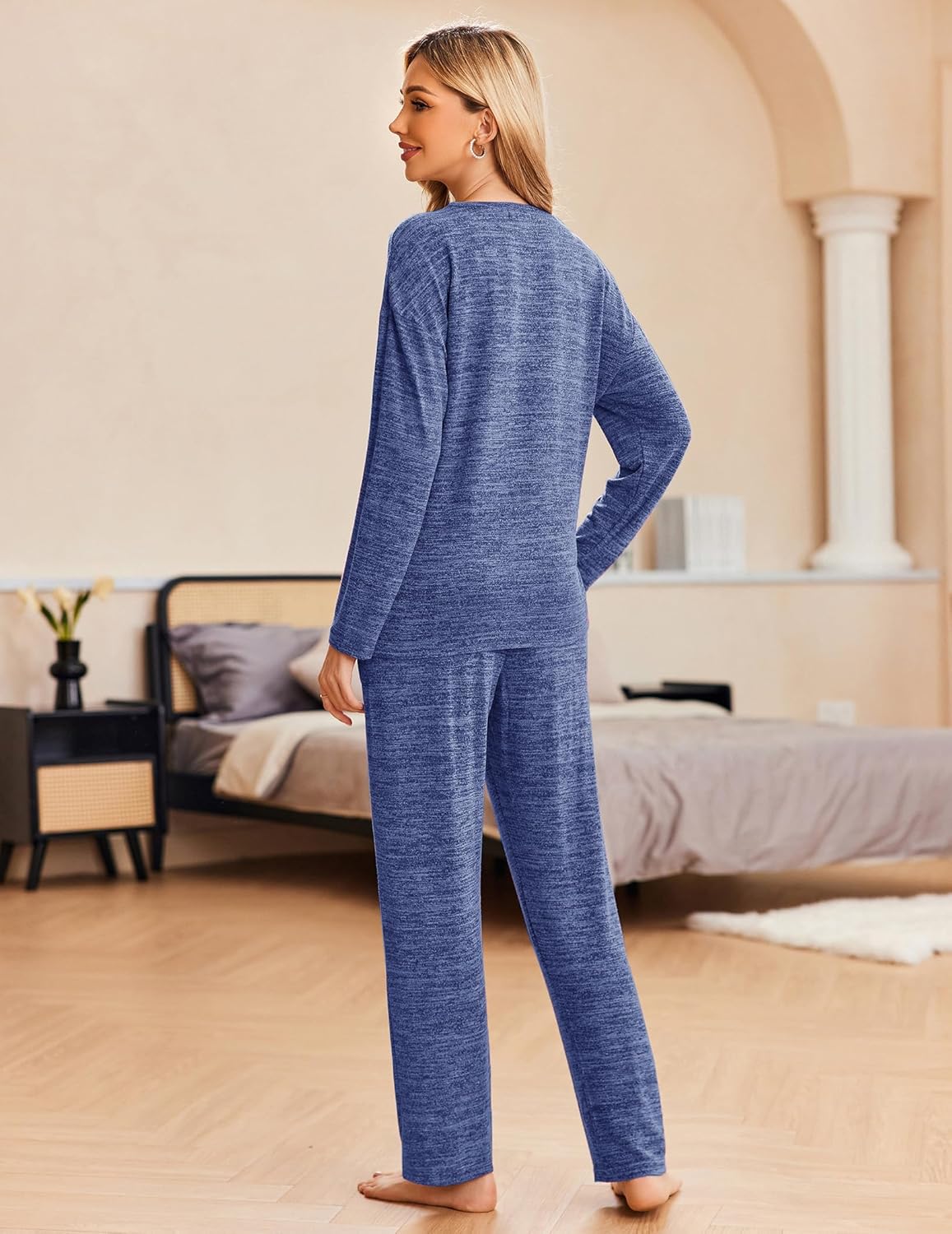 Cozy langarm Pyjama-Set, blaues Oberteil und lange Hose, Rückansicht