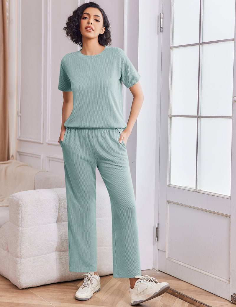 Glacial green lounge set: short-sleeve top and wide-leg trousers, 2-piece matching