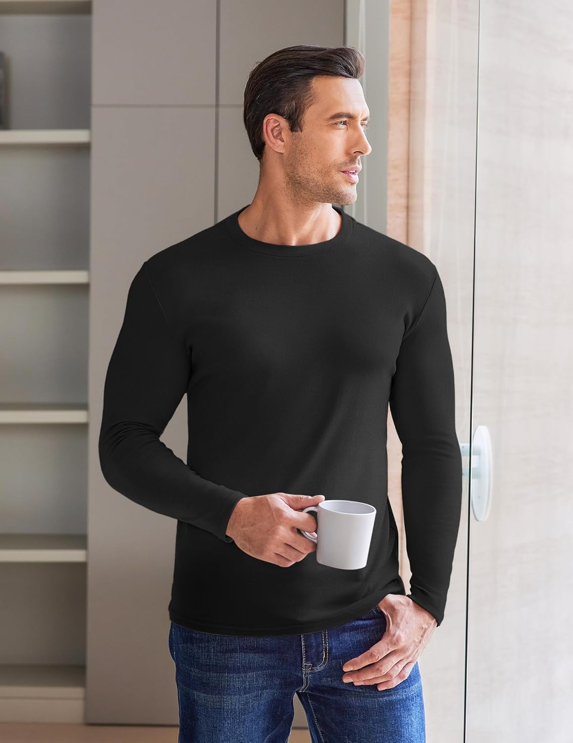 Black men's long-sleeve fleece thermal sweatshirt, crew neck, long sleeves