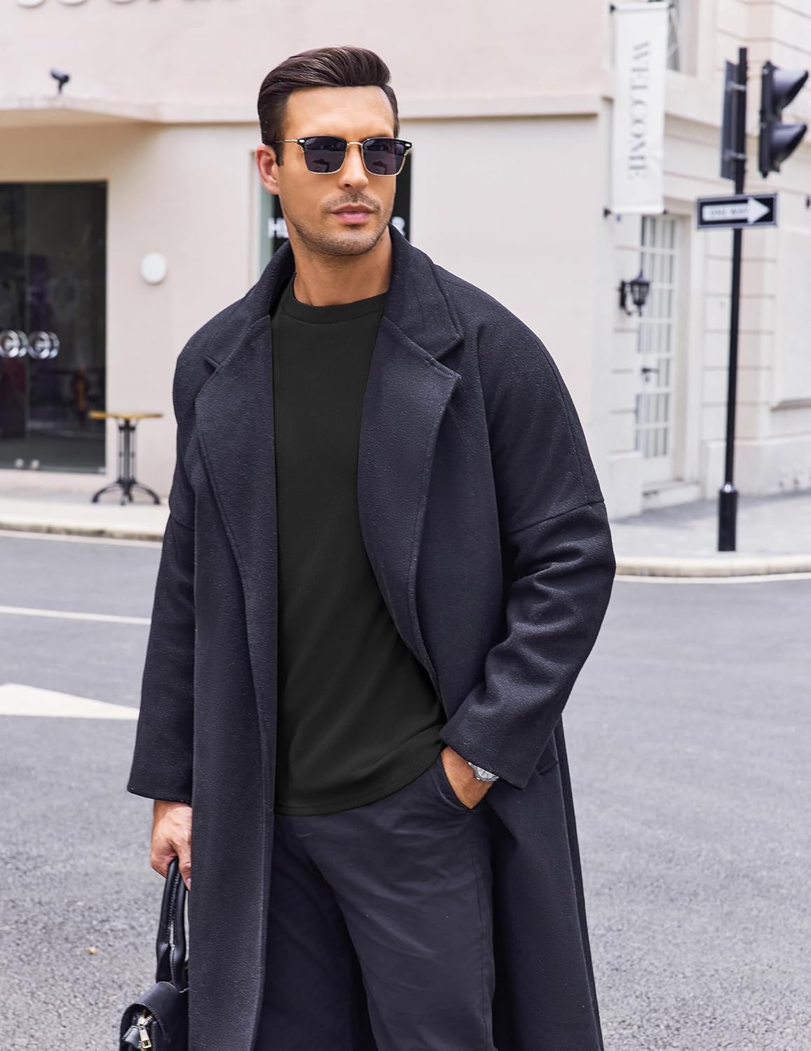 Dark charcoal/black crew-neck long-sleeve fleece thermal sweatshirt