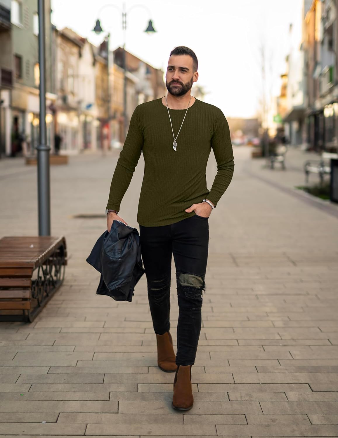 Olive green ribbed long-sleeve sweater for men, crew neck and cuffs