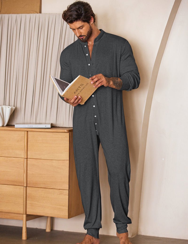 Dunkelgrauer Herren-Overall Pyjama mit Knopfleiste vorn, langen Ärmeln und Fußteil-Bündchen