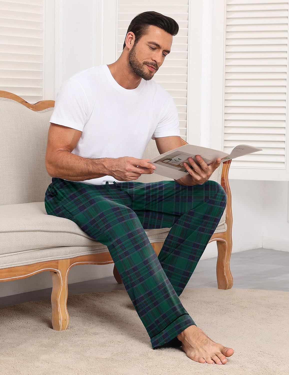 Men’s pajama pants in green plaid sleepwear with drawstring waist