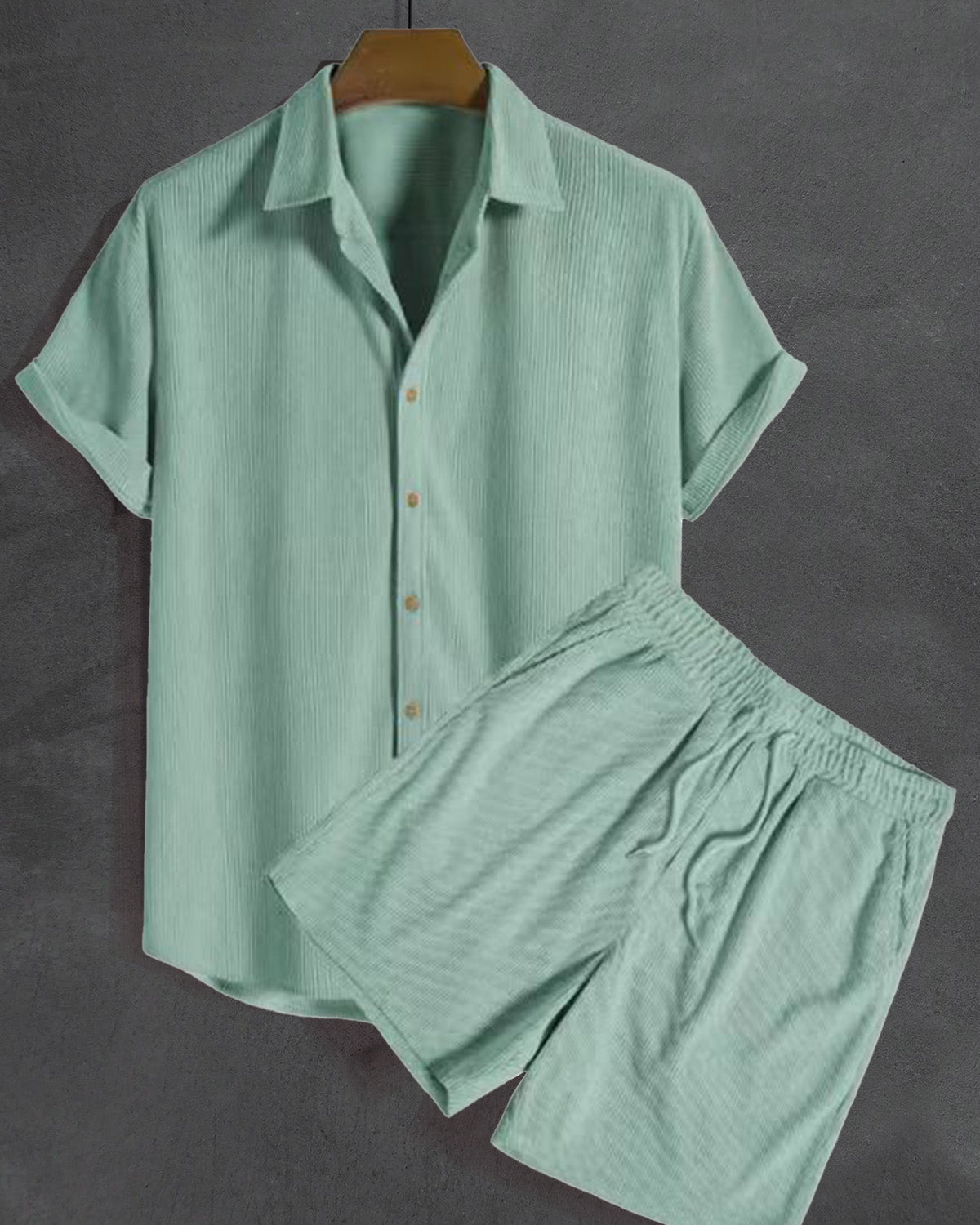 Green short-sleeve button shirt and drawstring shorts set, collared, drawstring ties