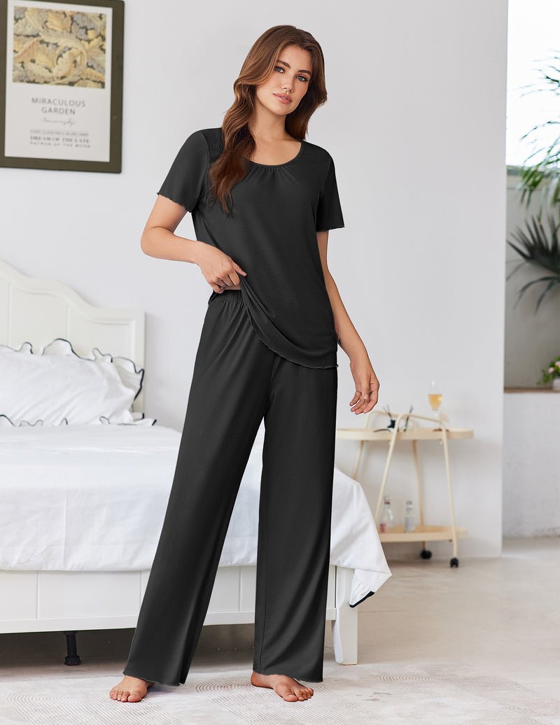 Bamboo viscose pajama set in black: short-sleeve top and wide-leg pants