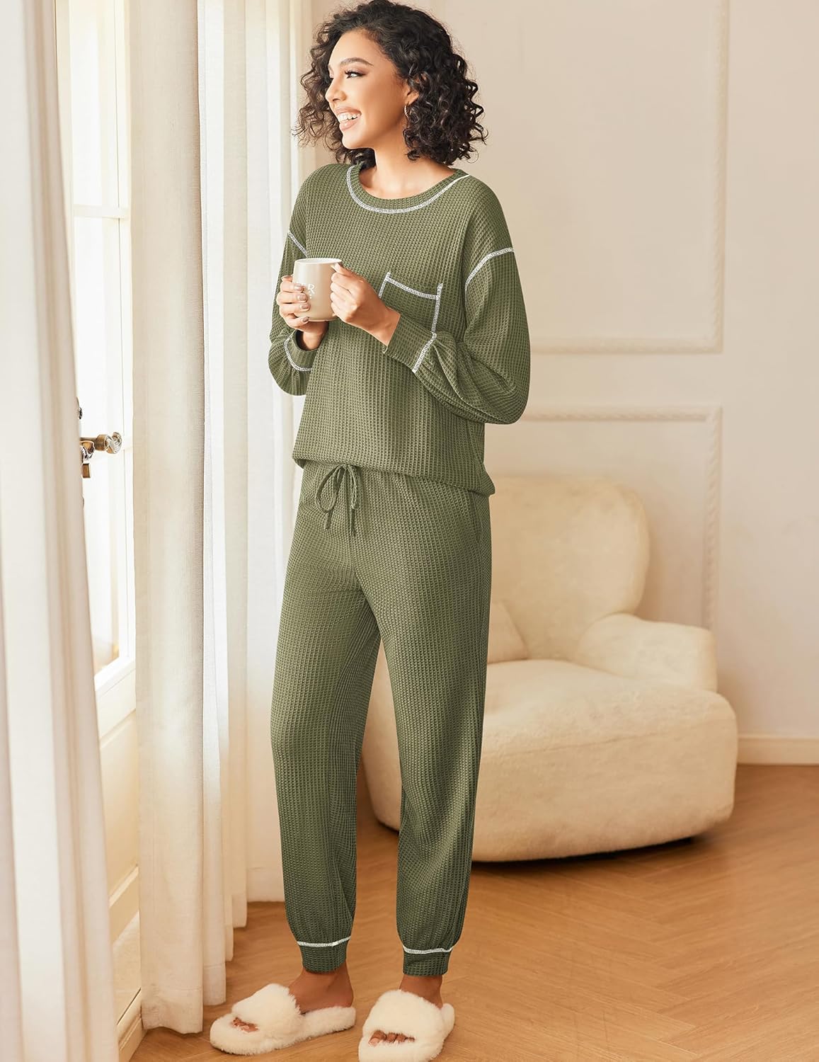 Armeegrünes Waffelstrick-Pajama-Set, Rundhalsausschnitt, Brusttasche und lange Hose