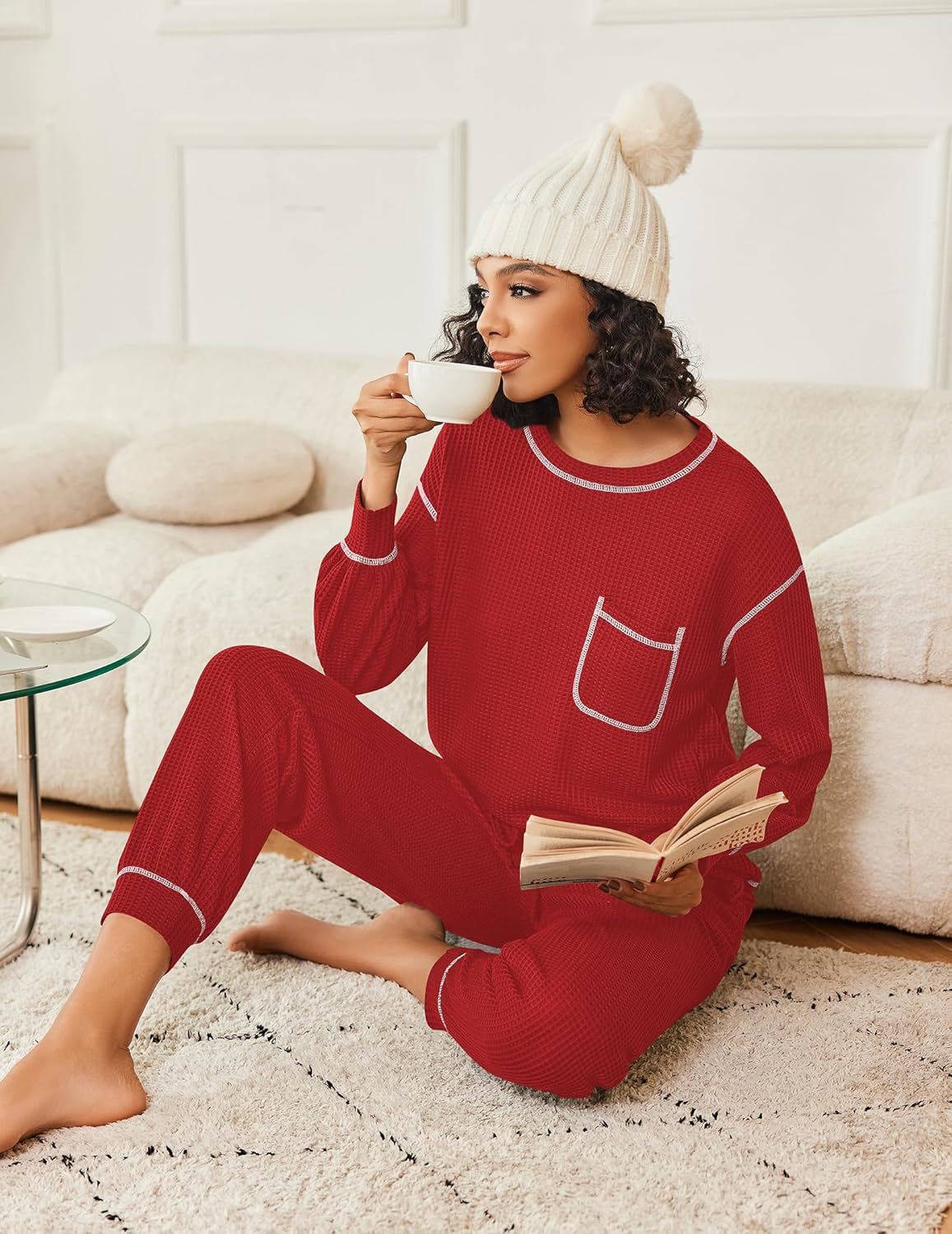 Rotes Waffelstrick-Pajama-Set mit Brusttasche, Bündchen und Kordelzughose