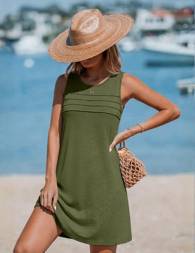Ärmelloses Tank-Strandkleid in Olivgrün mit Rundhalsausschnitt und Knopfdetail