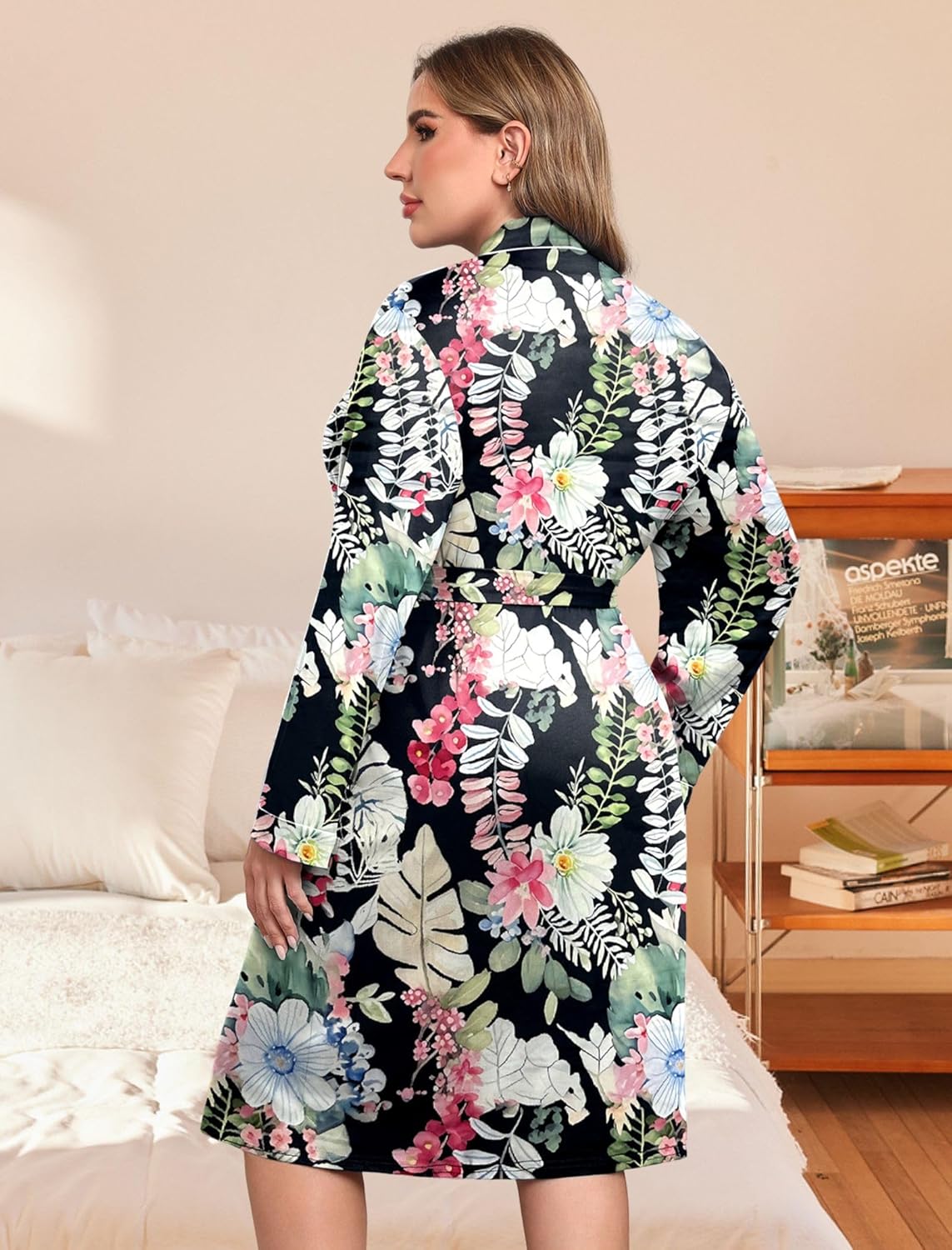 Floral lightweight V-neck kimono robe with tie belt, long sleeves, dark base