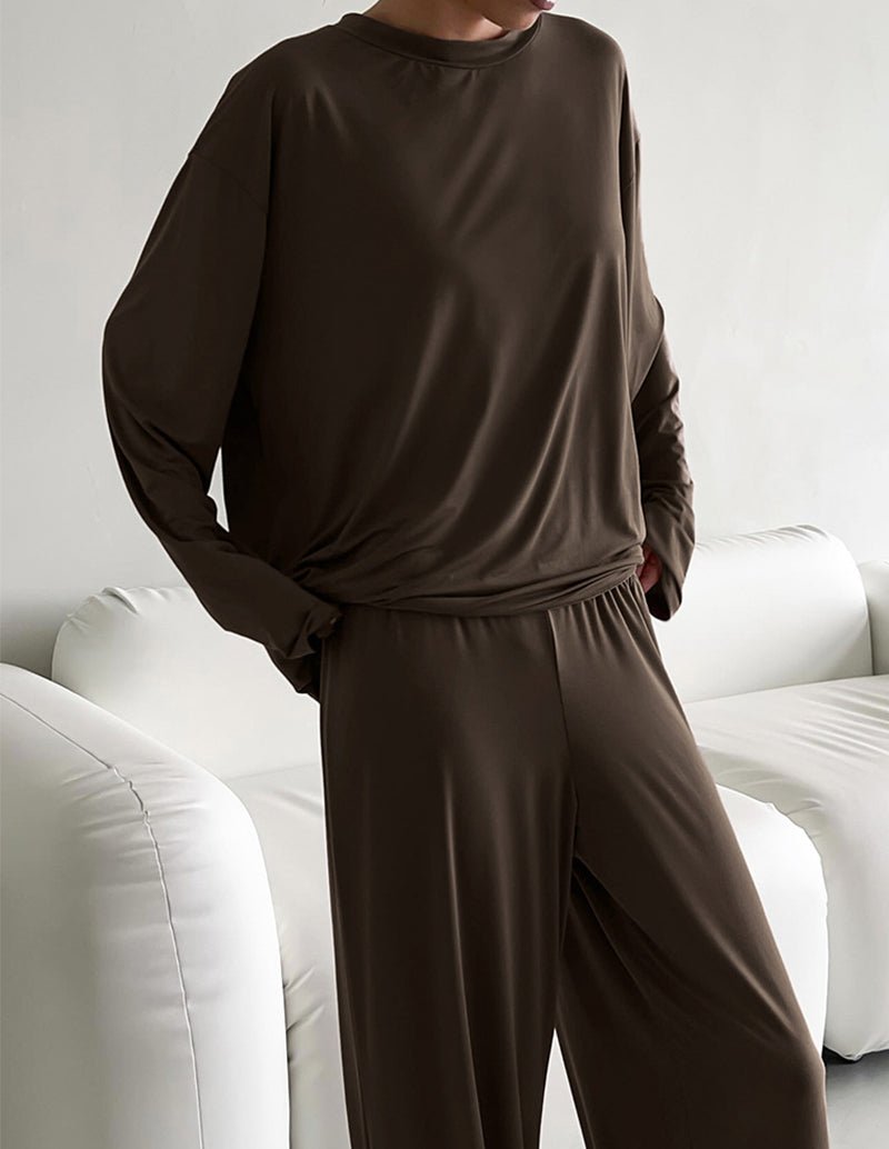 Brown lounge set with long sleeves and wide-leg pants, elastic waist and soft drape