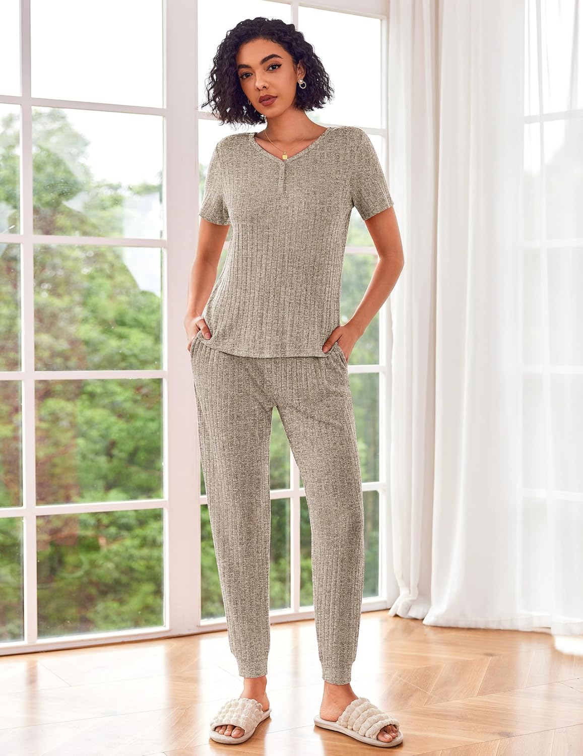 Rippstrick-Loungewear-Set mit Joggerhose, hellgrau meliert (beige Taille)