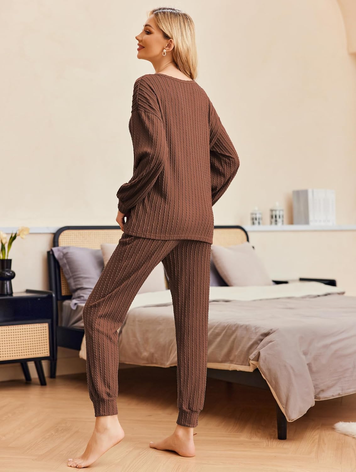Ribbed knit pullover and jogger set in brown, long sleeves, tapered jogger leg cuffs