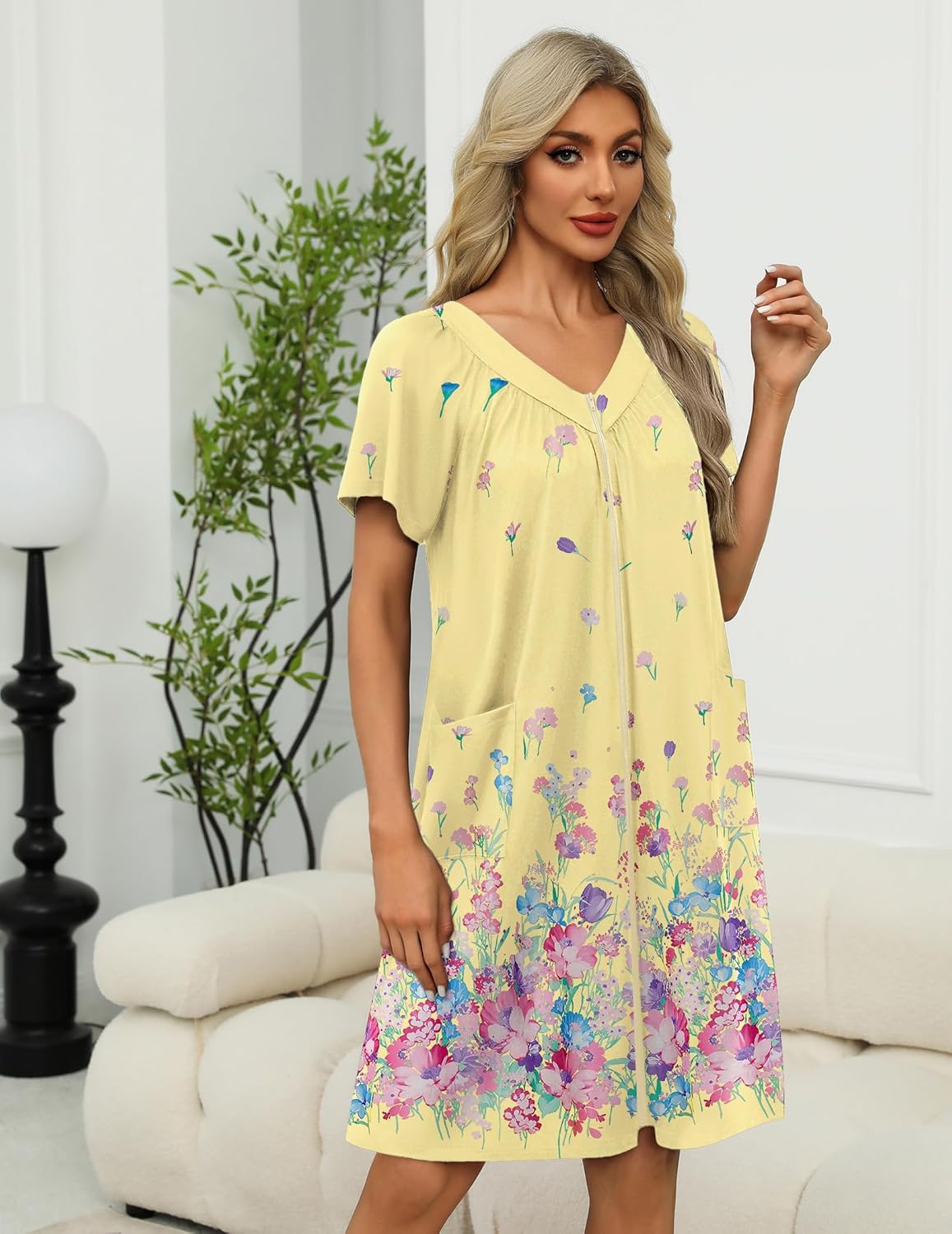 Zipper Front Mumu Duster Housecoat hellgelb mit buntem Blumenprint, kurze Ärmel