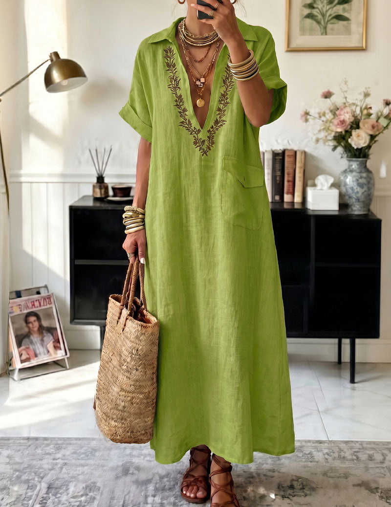 Green maxi lounge dress with V-neck embroidery, short sleeves, side pockets