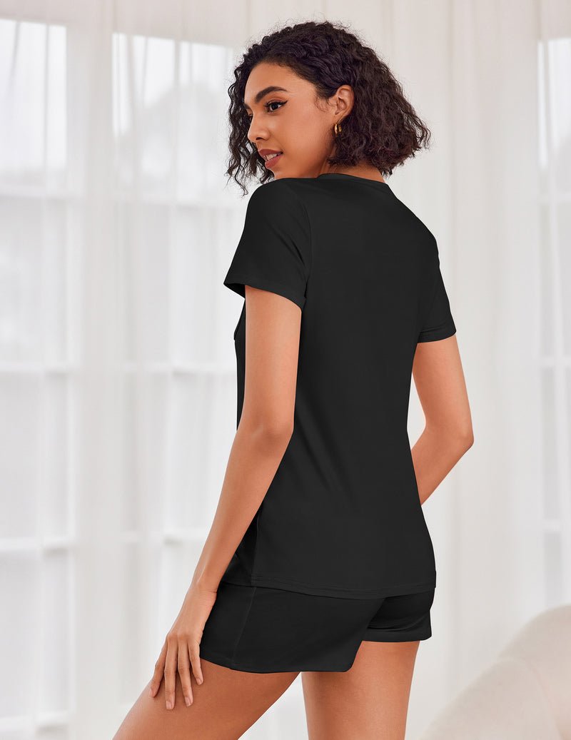 Conjunto pijama manga corta negro con short a juego