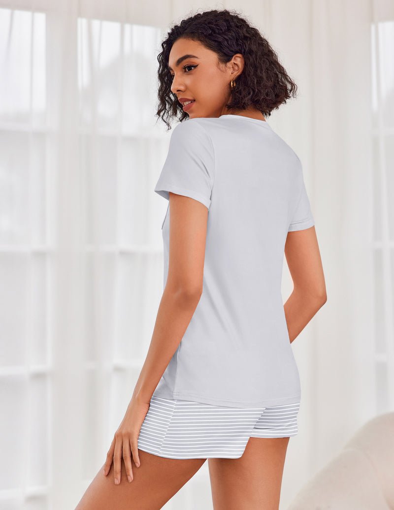 Ensemble pyjama manches courtes blanc avec short rayé gris clair et blanc