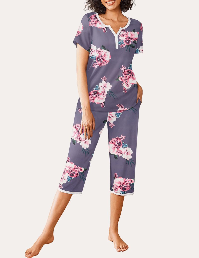 Purple floral printed pajama set, short-sleeve henley top and cropped capri pants