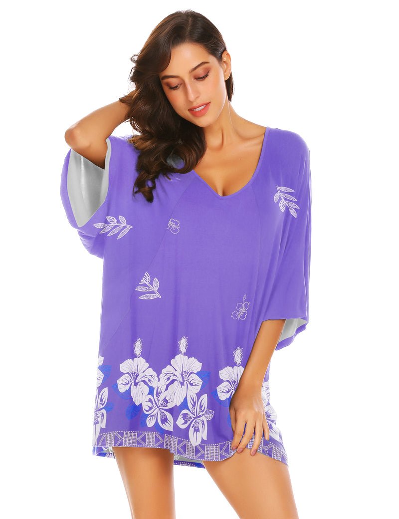 Lila Nachthemdkleid mit tiefem V-Ausschnitt, Fledermausärmeln und Blumenmuster