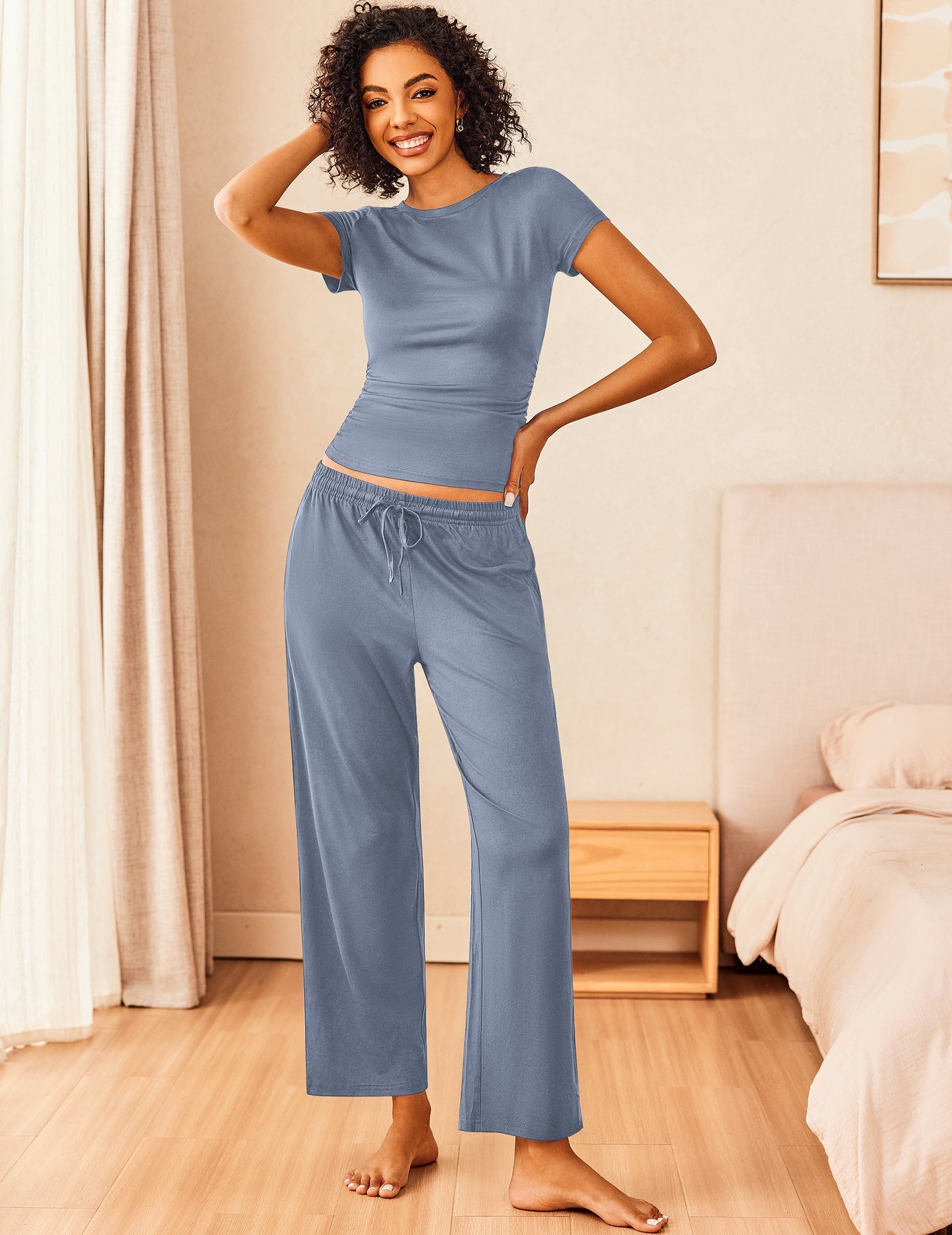 Super-soft lounge set in blue: short-sleeve top and wide-leg drawstring pants.