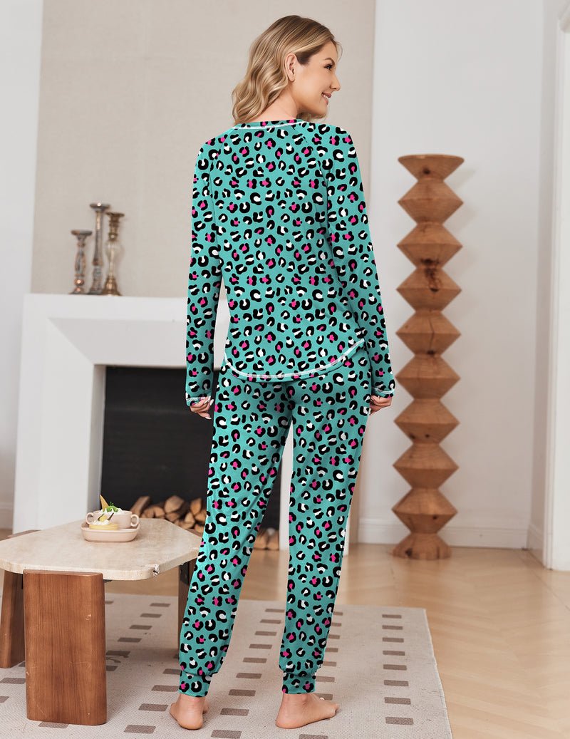 Leopardenmuster Teddy-Pyjama-Set: Langarmtop & Jogger, Leopard (türkisfarben)