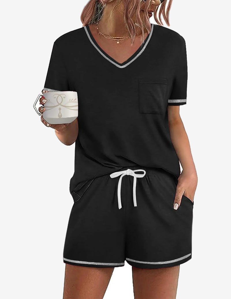 Schwarzes Teddy-Schlafanzug-Set mit V-Ausschnitt und Shorts, weiß eingefasste Säume