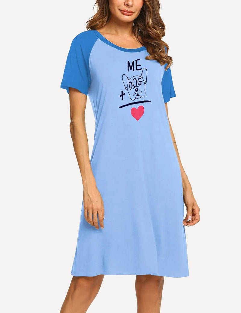 Light blue short-sleeve nightdress with “ME DOG” graphic and heart