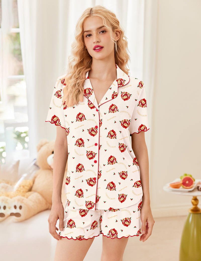 Weißes Teddy-Print Kurzarm-Set mit Knopfleiste und kurzen Shorts, rote Volantkanten