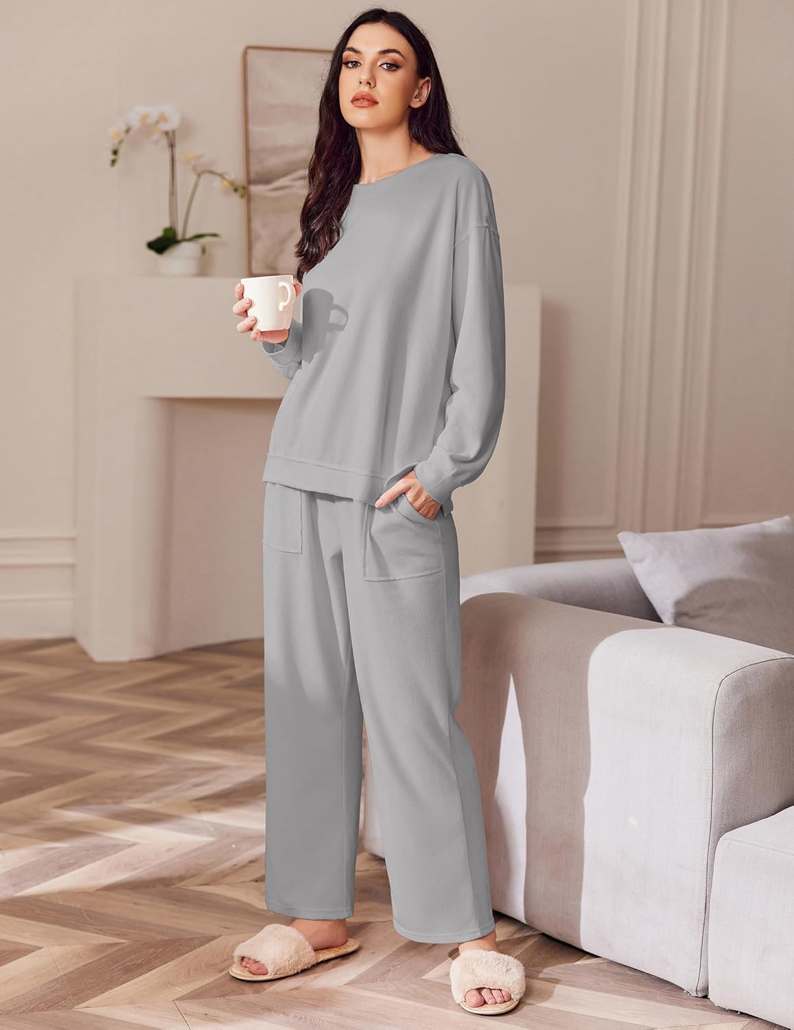 Light grey 2-piece micro fleece tracksuit set with long-sleeve top and wide-leg pants