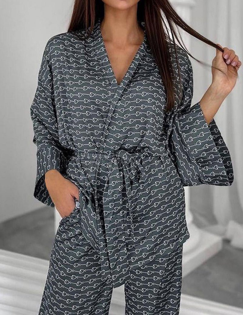 Gray patterned robe-style pants set with V-neck and tie-waist wide-leg pants