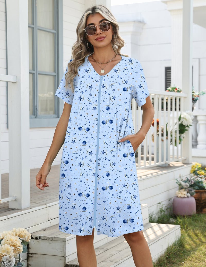Lightweight nightgown with zipper, knee length, blue star print, with pockets
