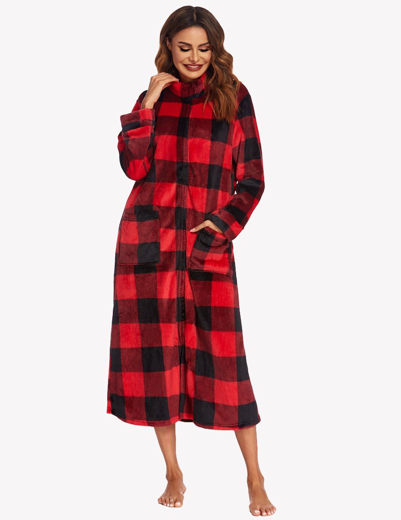 Fleece zipper bathrobe, long sleeves, red-and-black plaid, front view with zip closure.