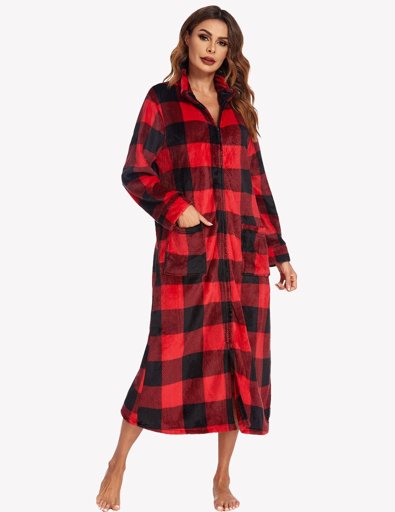 Fleece zipper bathrobe, long sleeves, red-and-black plaid, front pockets, midi length.