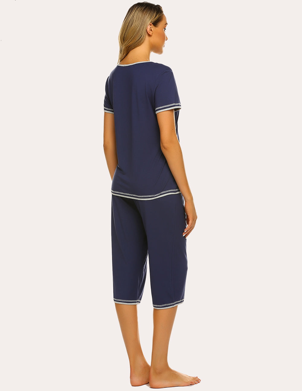Ekouaer Tops and Capri Pants 2 Piece Pajamas Set