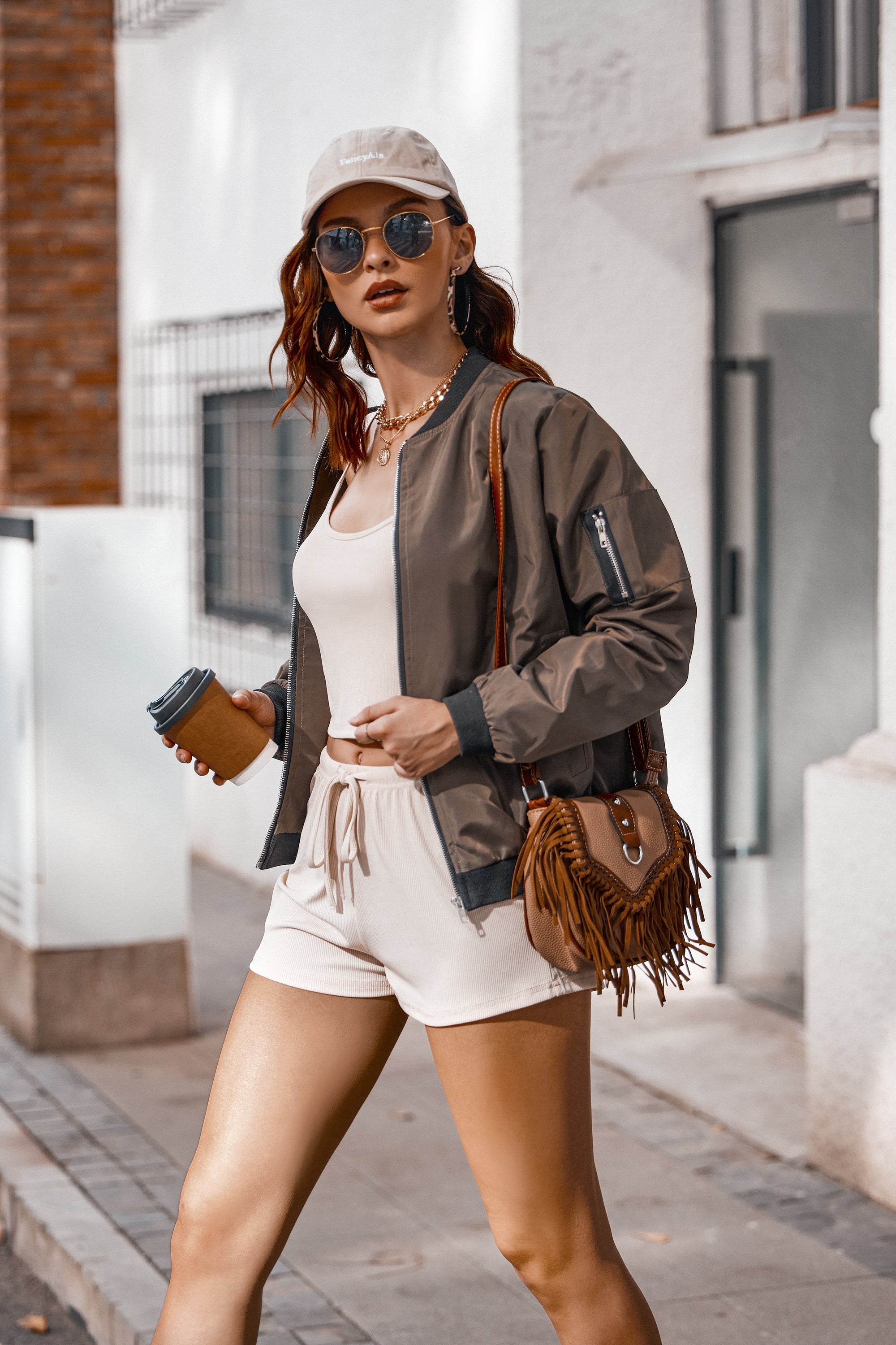 Pyjama-Set in Weiß/Offwhite: Tanktop und Shorts mit elastischem Bund und Kordel