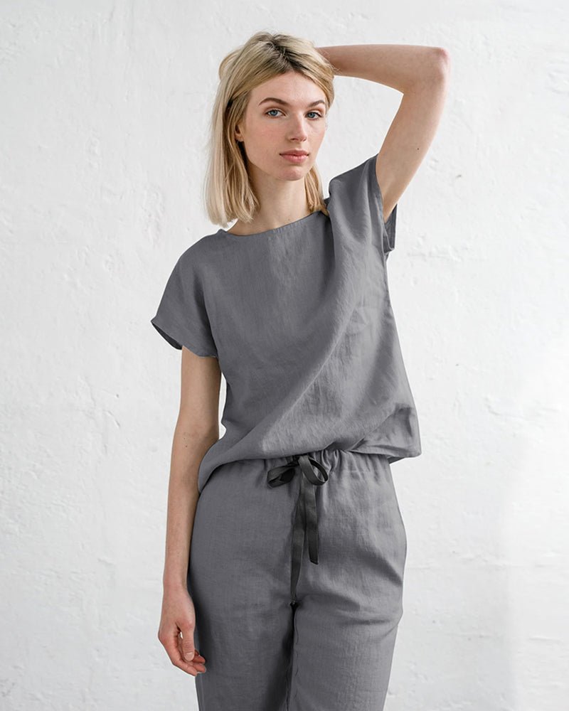Dark grey cotton-linen two-piece sleepwear set with short-sleeve top and drawstring pants