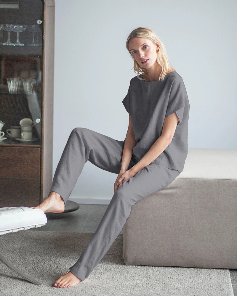 Dark grey cotton-linen loungewear set with short-sleeve top and drawstring lounge pants