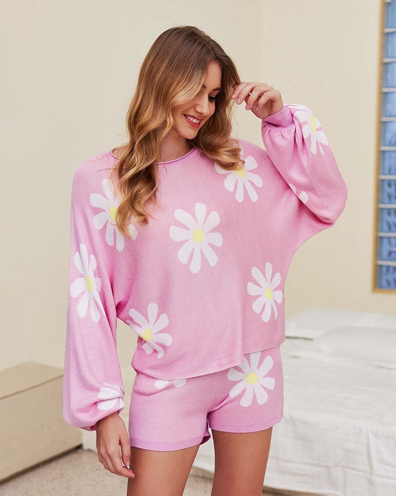 Pink floral pajama set, long sleeve pullover and short bottoms with daisy pattern