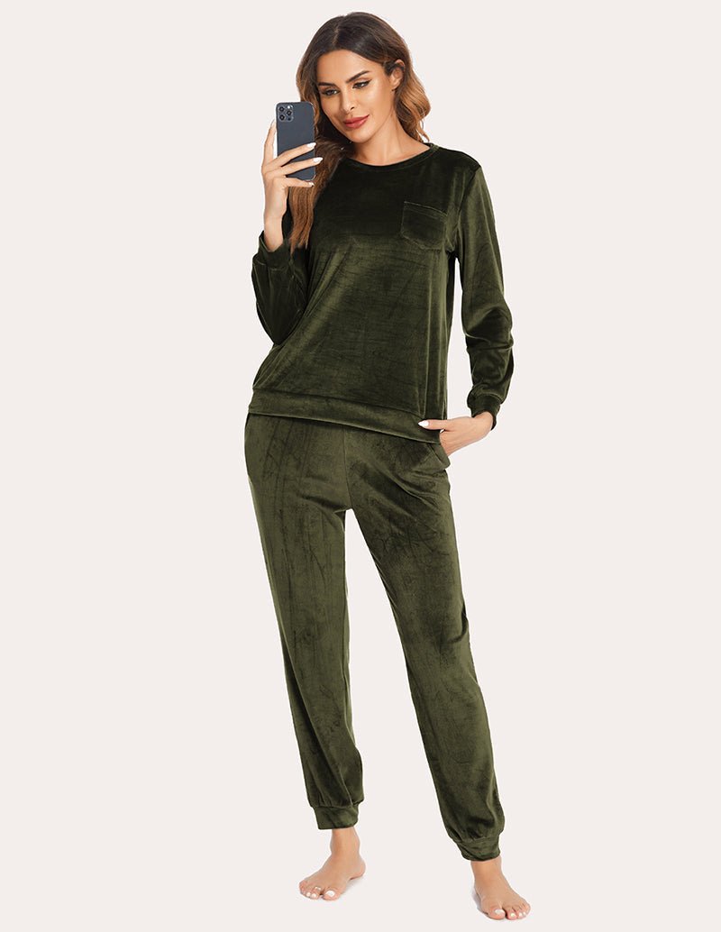 Velour tracksuit set in dark green, long-sleeve top with chest pocket and joggers